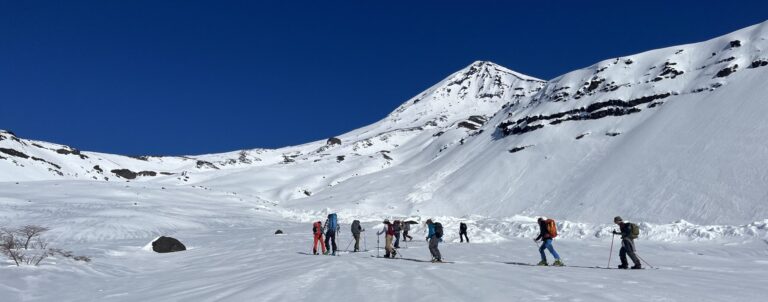 Lanin ski touring